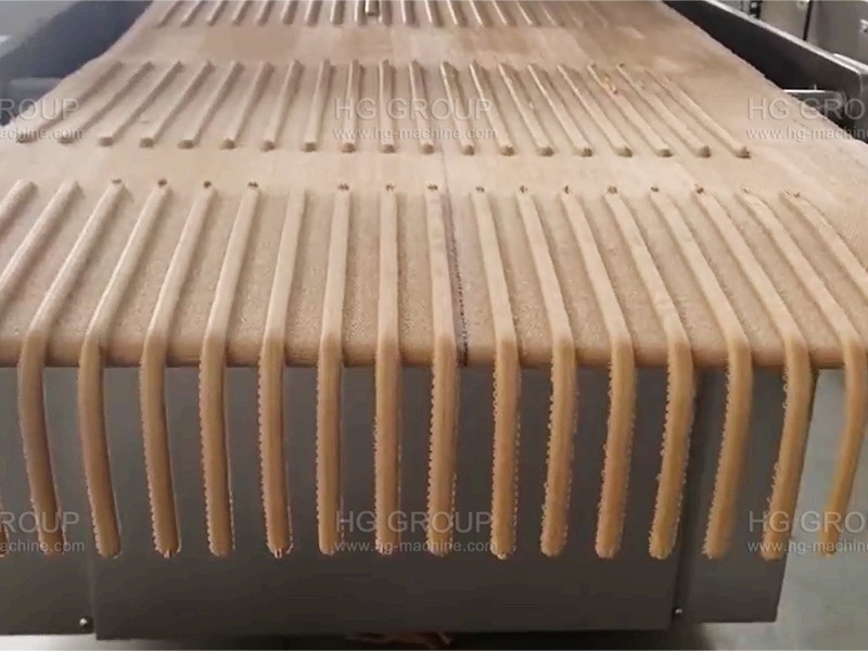 チョコレートスティック生産ライン