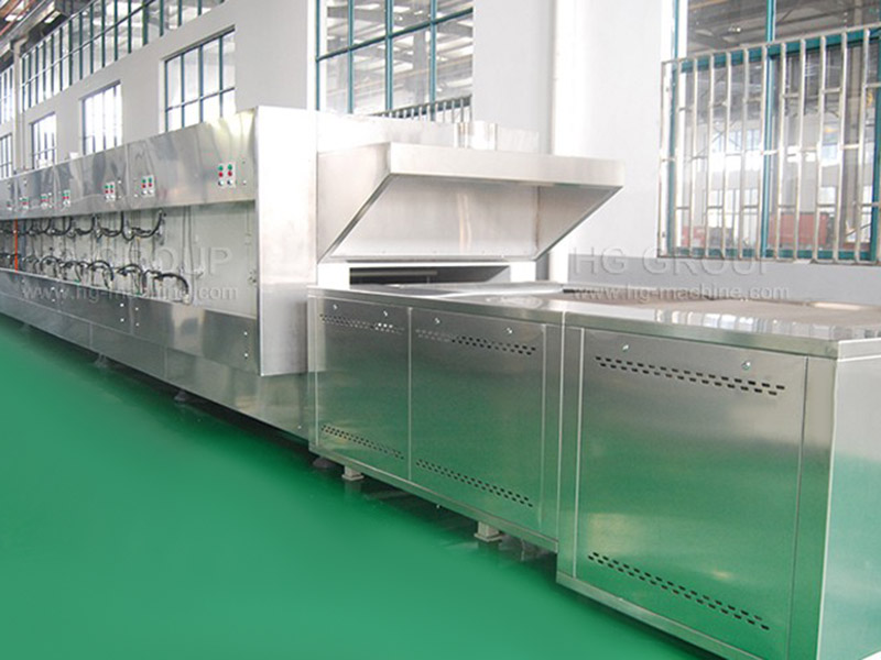 チョコパイ生産ライン