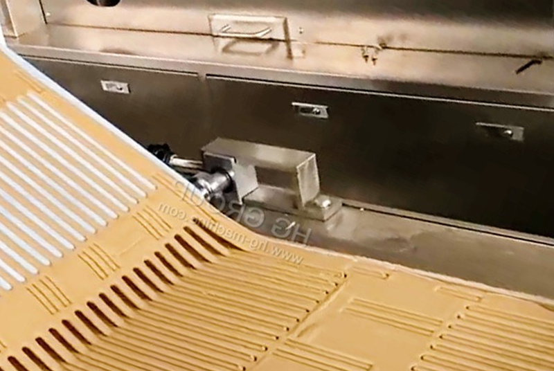 チョコレートバー生産ライン