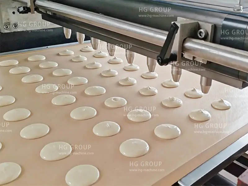 自動チョコパイ生産ライン